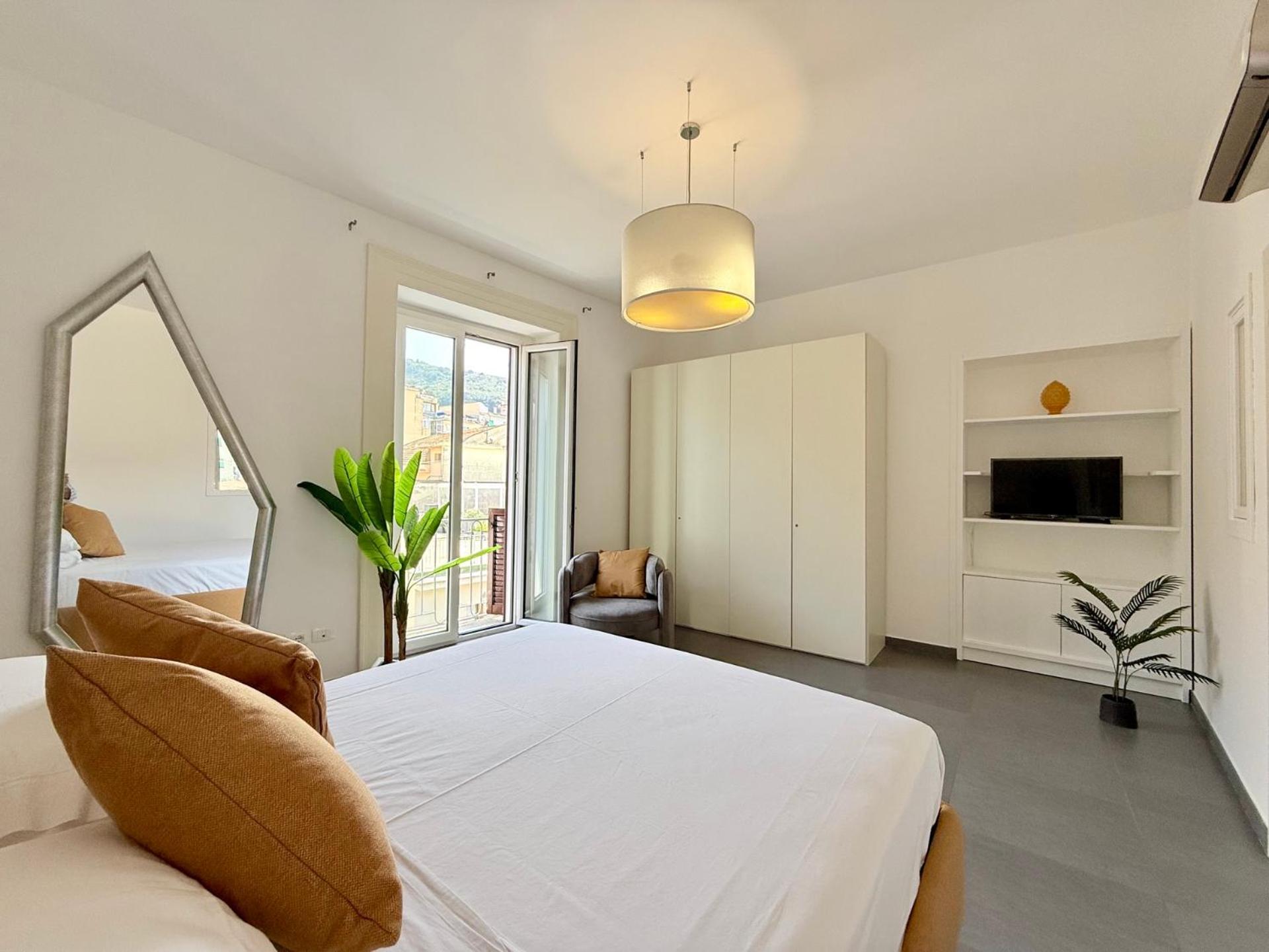 Apartment Yourhome - Domus Rubina *